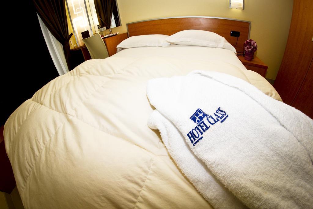 Best Western Hotel Class Lamezia Lamezia Terme Camera foto