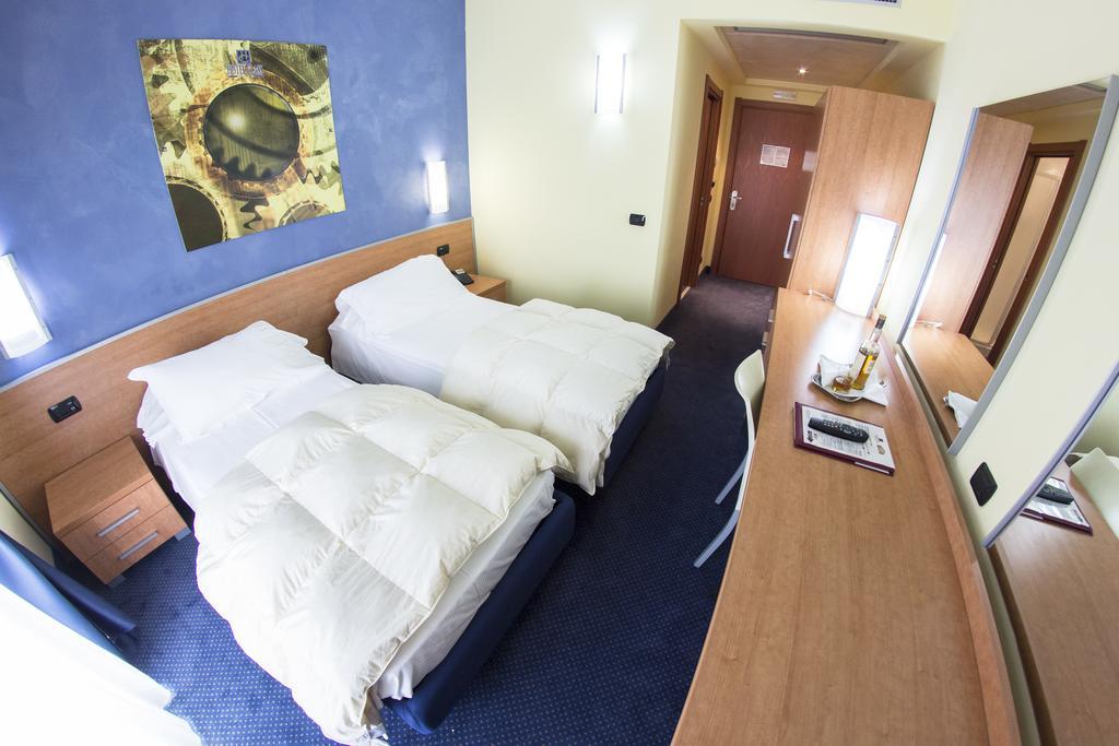 Best Western Hotel Class Lamezia Lamezia Terme Esterno foto
